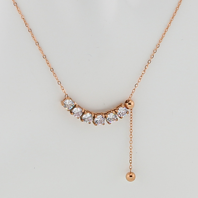 Diamond Inlaid Smile Necklace for Women′s 18K Gold Plated Tassel Full Diamond Pendant