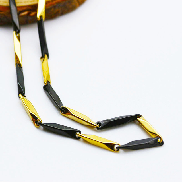 Wholesale Stainless Steel Necklace Men′ S Handmade Square Chain Jewelry Accessories Melon Seed Chain