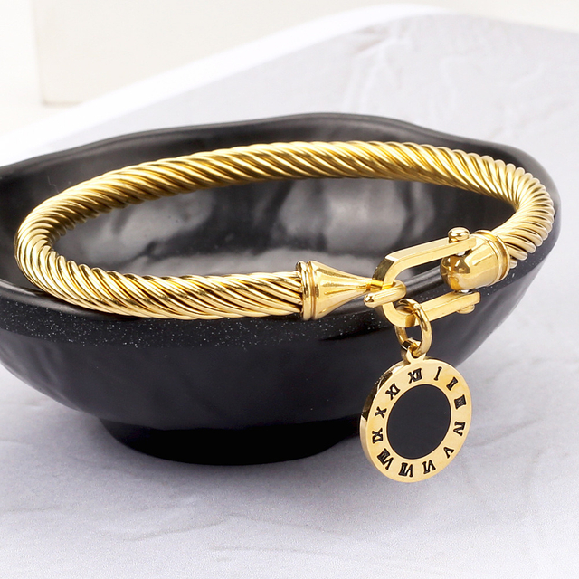 European and American Steel Wire Rope Horsesh Hook Stainless Steel Plated 18K Gold English Alphabet Drop Bracelet