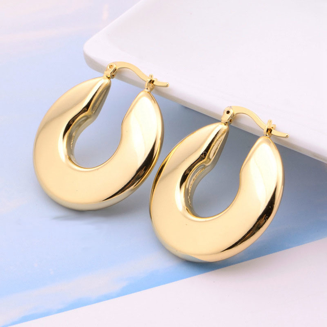 Trendy Female 18K Gold Plated Stainless Steel Hollow Hypoallergenic Chunky Hoop Gold Earrings