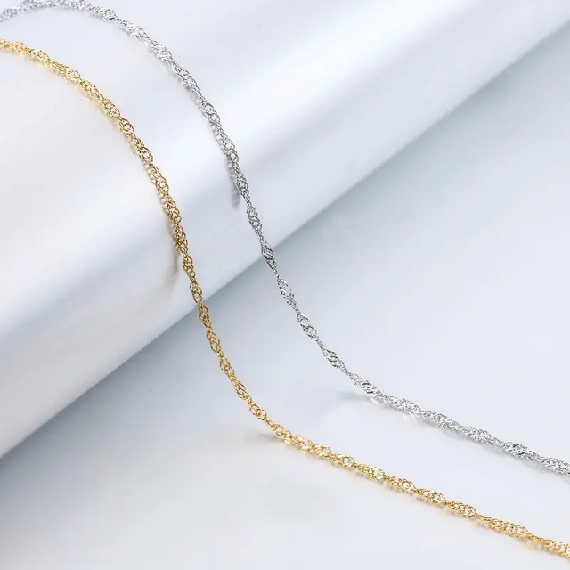 Wholesale Factory Stainless Steel 0.3/0.4mm Water Wave Chain Jewelry 18K Vacuum Gold Plated Women′s Twisted Singapore Chain Necklace